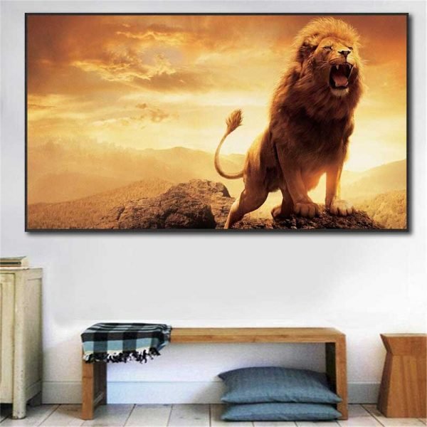 Lion roaring picture